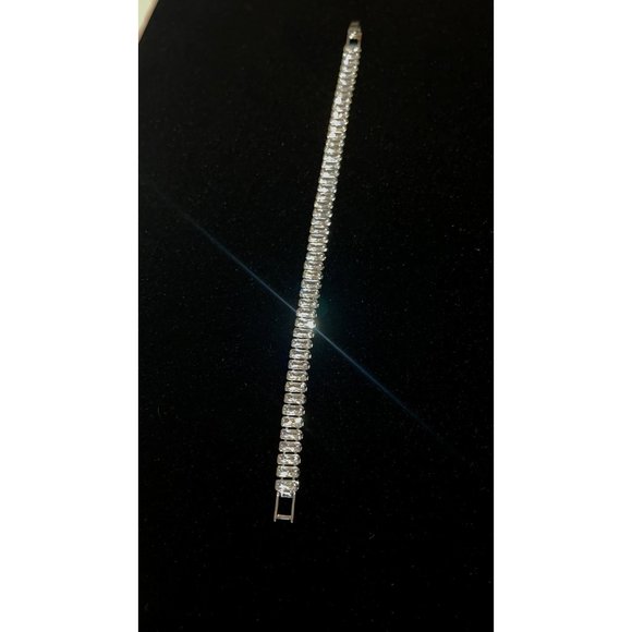 CZ Tennis Bracelet, Rectangular Diamond CZ Bracelet, Baguette Bracelet, Layering - Picture 5 of 8